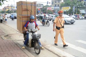 Kinh nghiệm chuyển nhà bằng xe máy tại Hà Nội